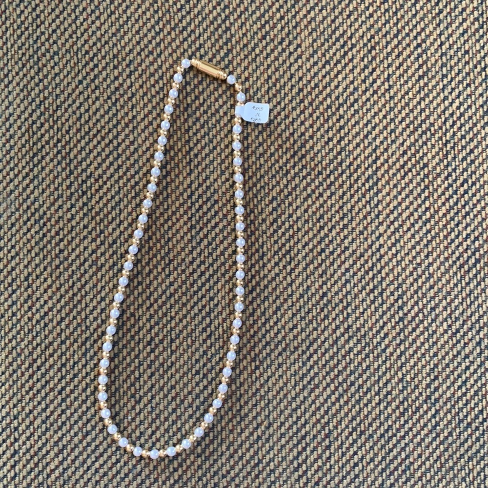 COPY - Gold and Pearl necklace
